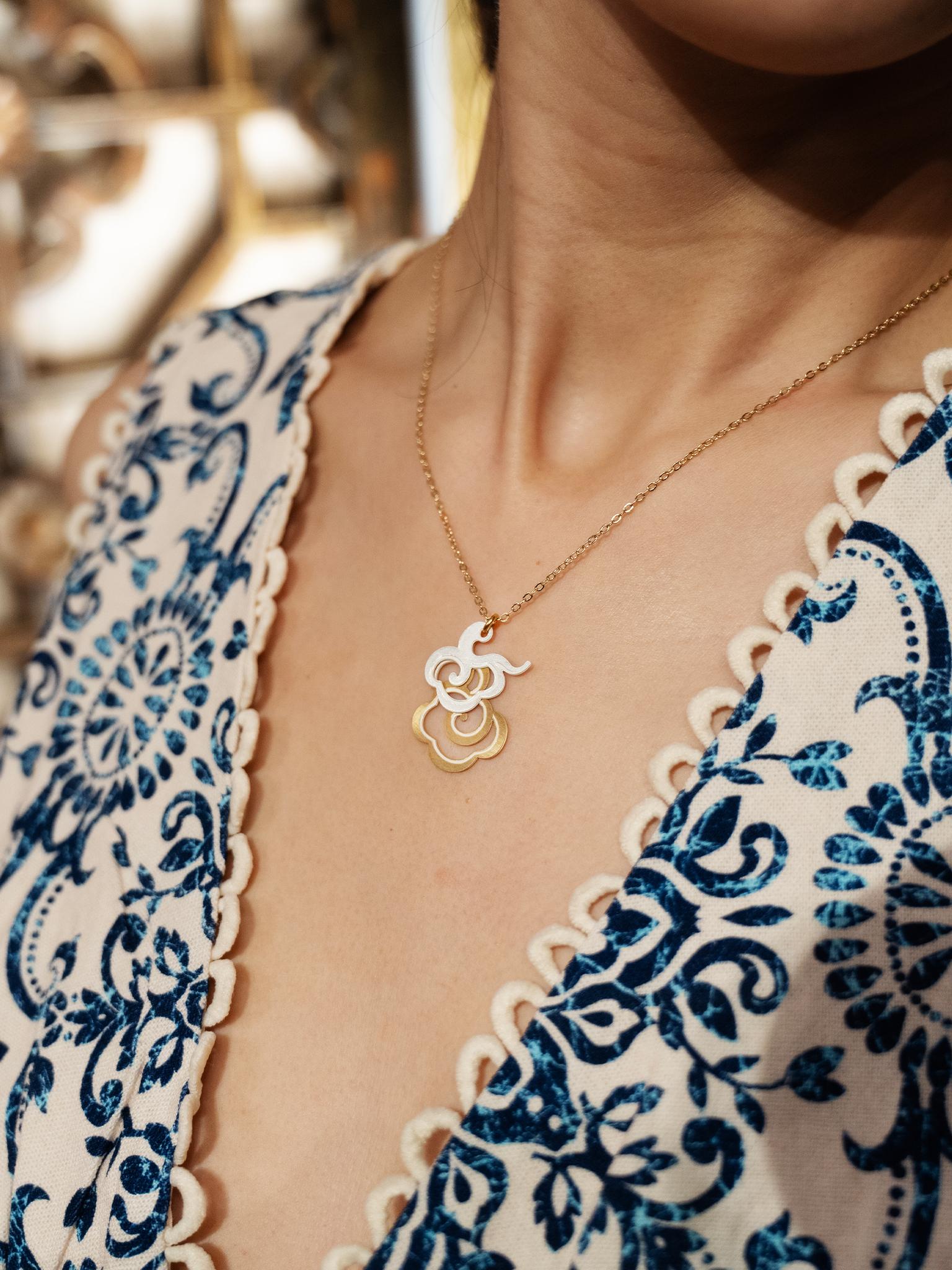 EMBRACE JEWELLERY | Clouds Necklace