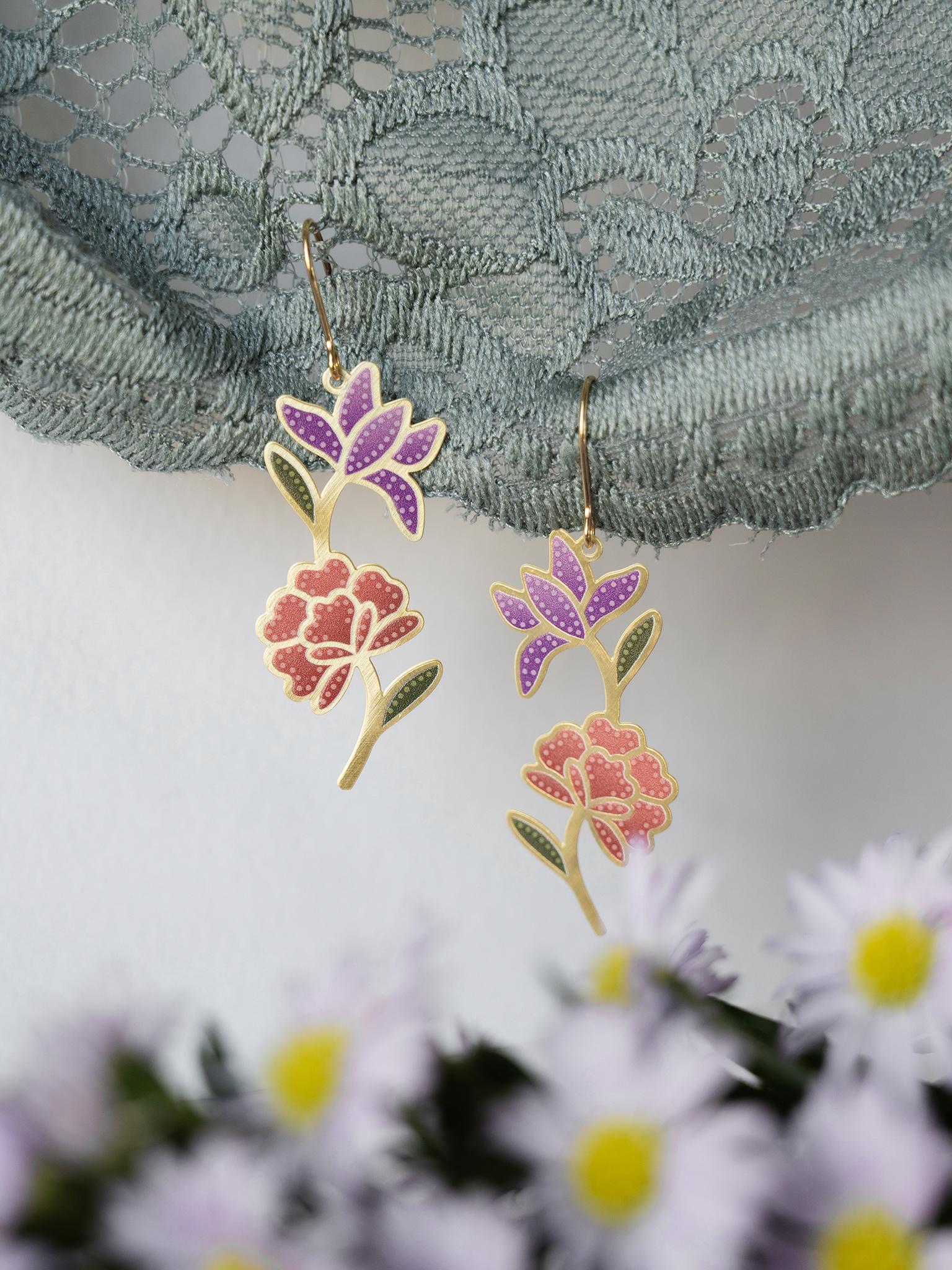 EMBRACE JEWELLERY | Floral Trail Earrings