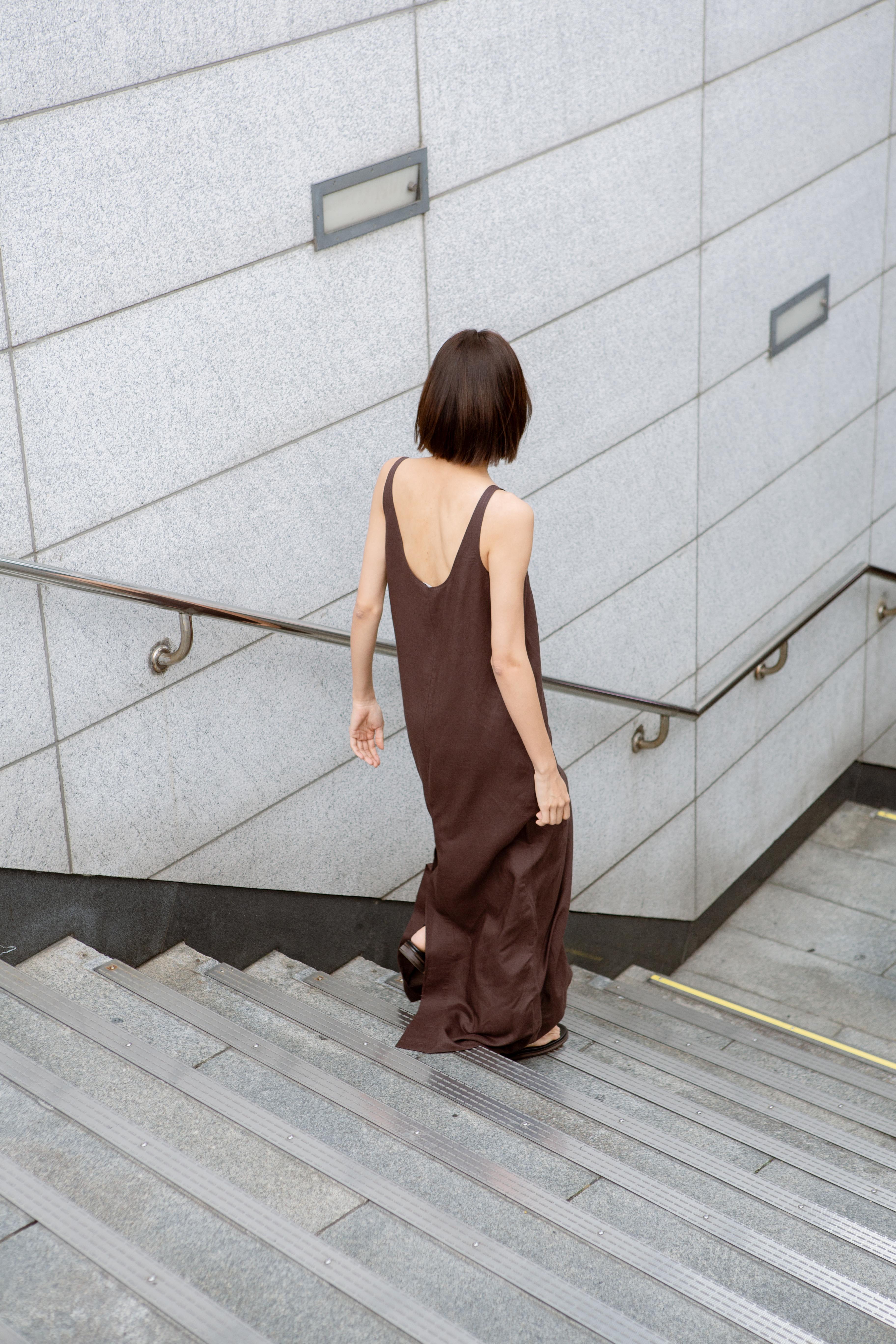 LAYERPLAN | Lena Buckle Linen Maxi Dress