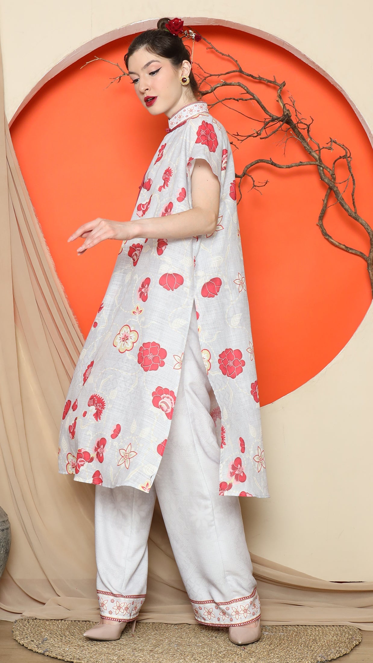 KANZI COLLECTION | Grey Oriental Floral Cheongsam