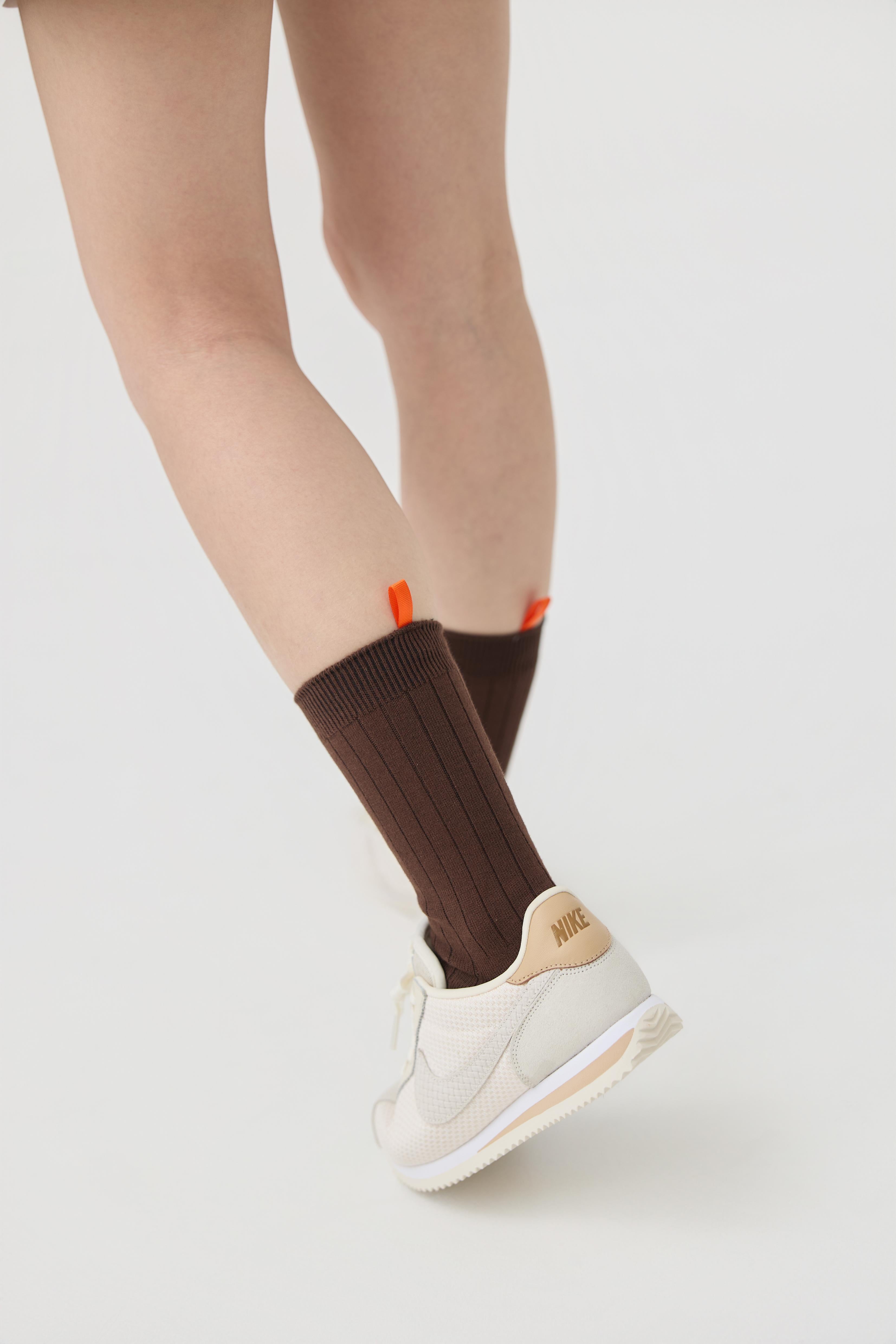 3EIGHTH | Tab Crew Socks In Chocolate