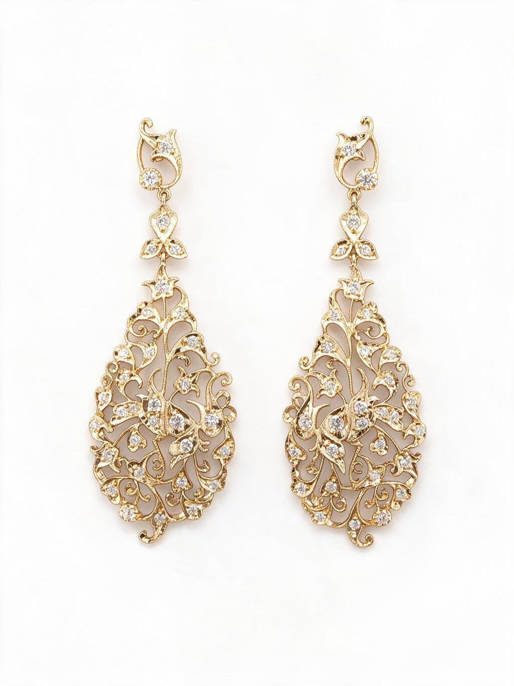FOUNDATION JEWELLERS | 18K Yellow Gold Natural Diamond Earring - PE101765