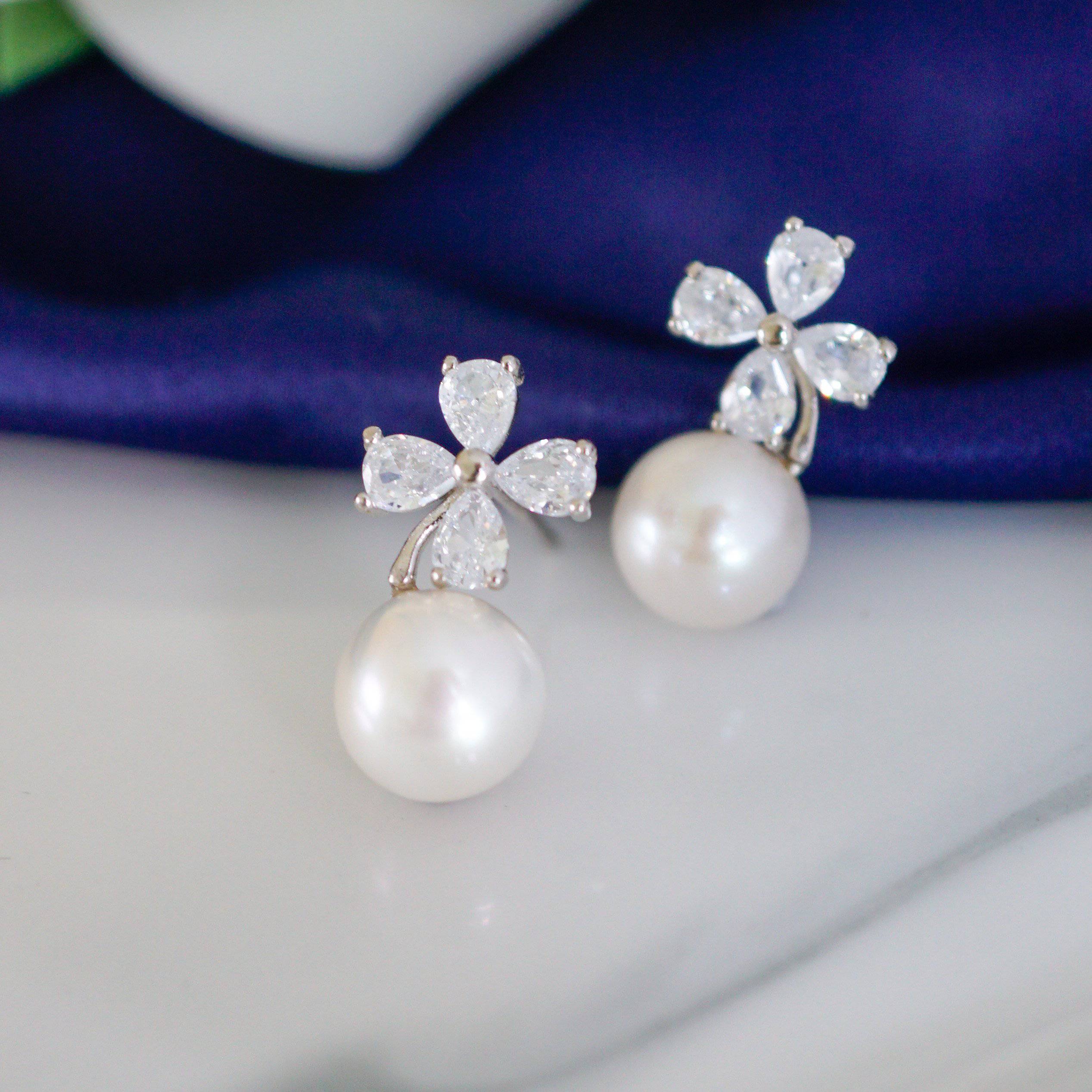 Elegant Freshwater Pearl Earrings WE00056 - PEARLY LUSTRE