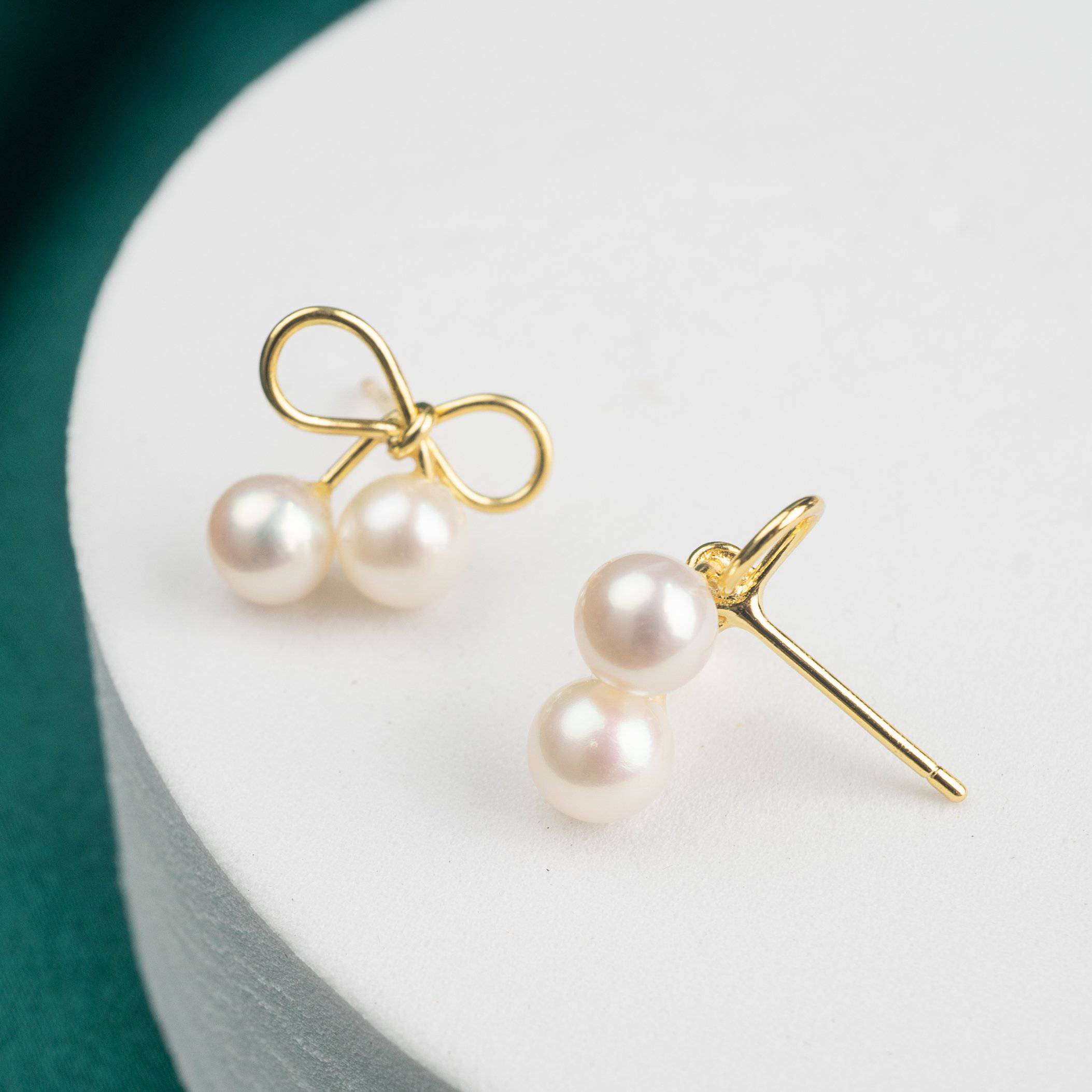 Wonderland Freshwater Pearl Earrings WE00161 - PEARLY LUSTRE